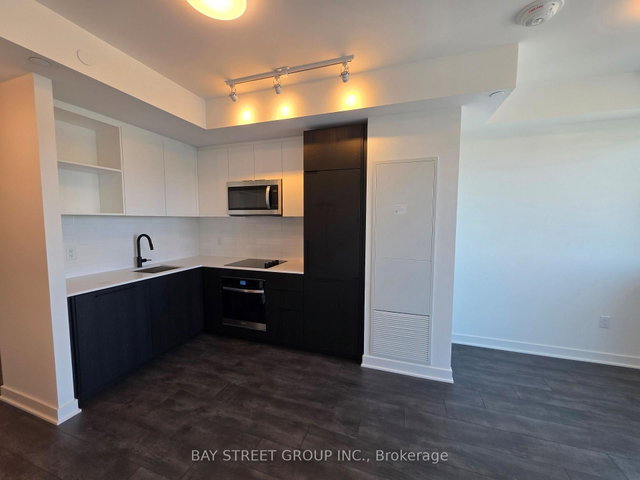 1185 Dupont Street