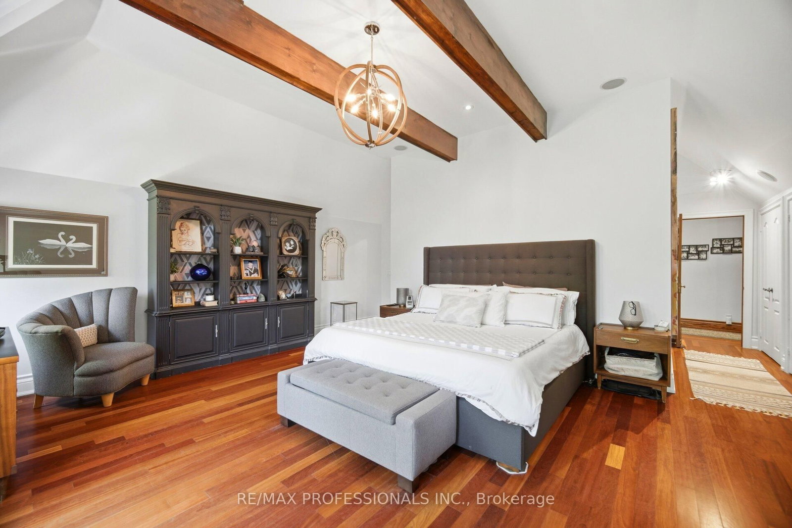 1114 Kipling Avenue • Toronto, ON photo 25