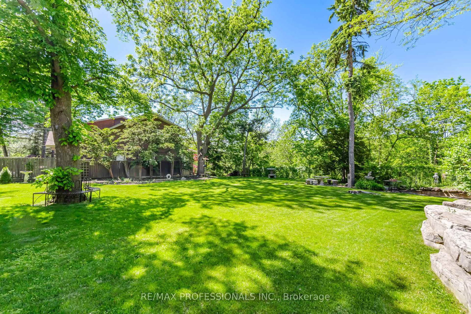 1114 Kipling Avenue • Toronto, ON photo 43