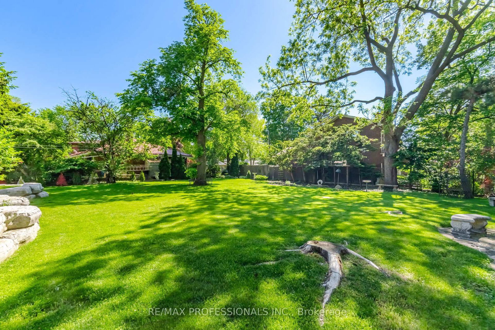 1114 Kipling Avenue • Toronto, ON photo 45