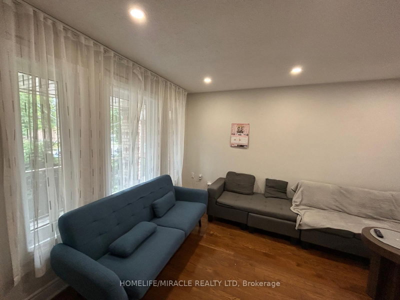 Upper - 42 Lockwood Road