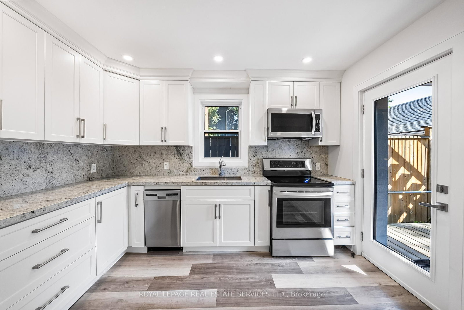 2-50 Arcadian Circle, Toronto, ON, photo 2