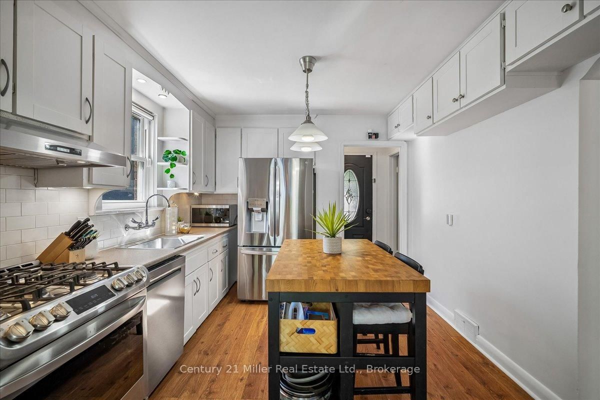 1583 Blanefield Road • Mississauga, ON photo 6