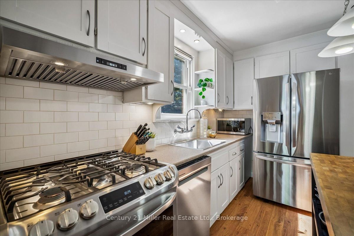 1583 Blanefield Road • Mississauga, ON photo 8