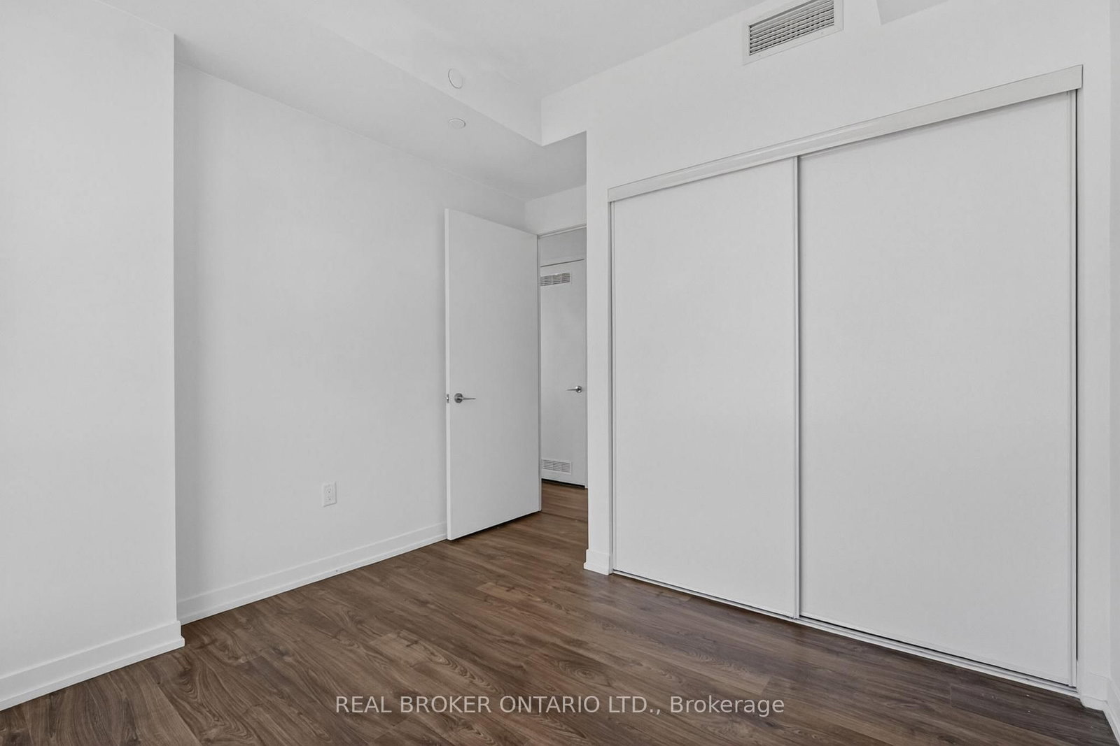 251 Masonry Way • #416 • Mississauga, ON photo 10