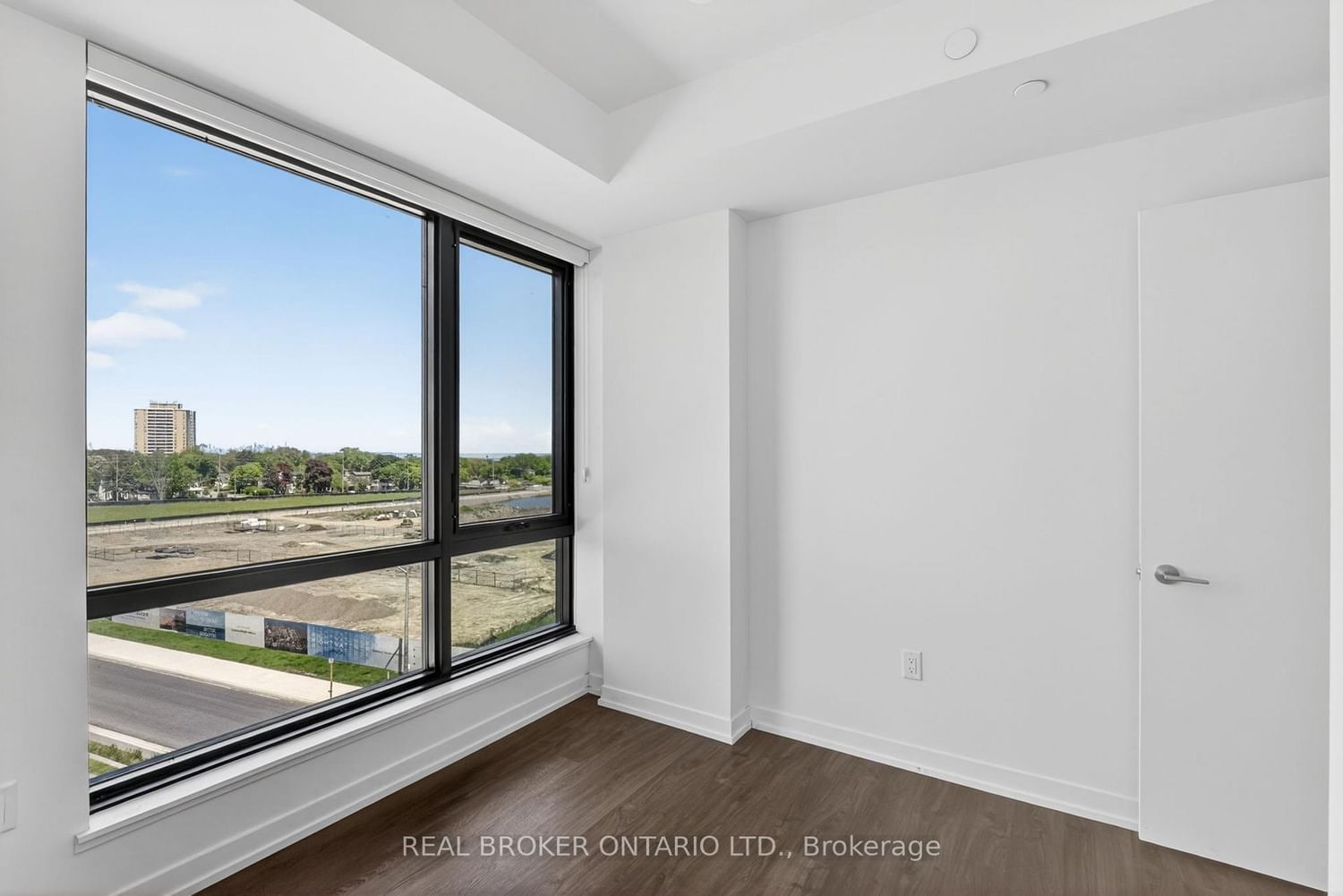 251 Masonry Way • #416 • Mississauga, ON photo 11