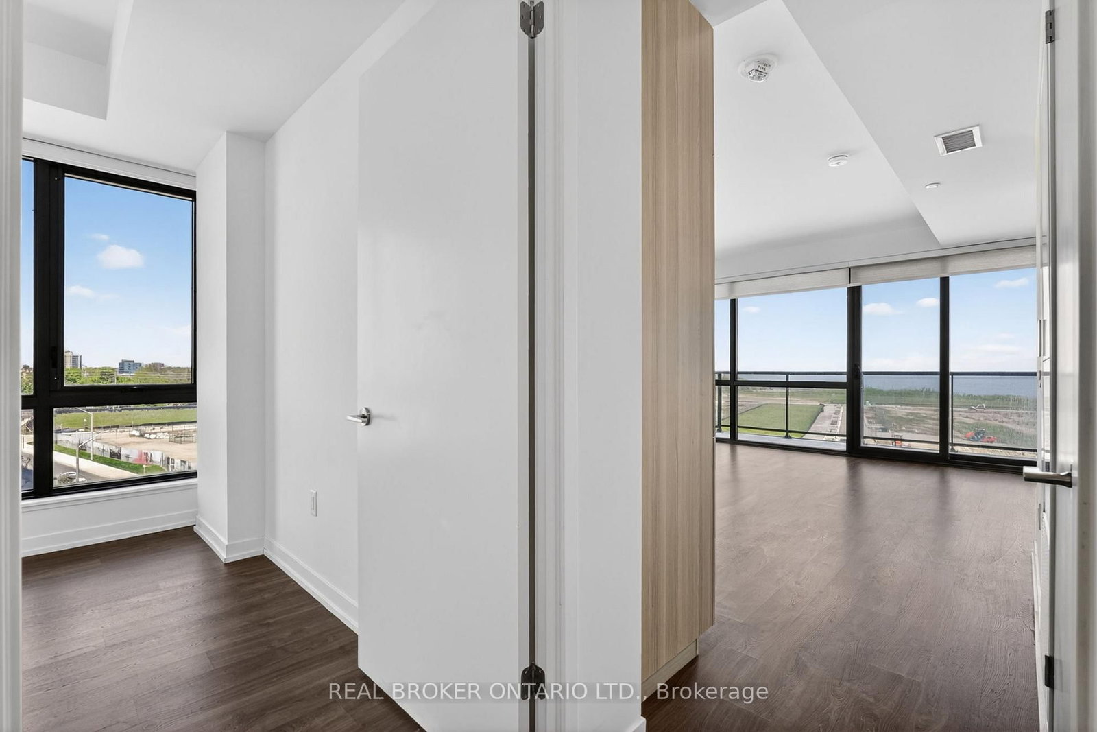 251 Masonry Way • #416 • Mississauga, ON photo 8
