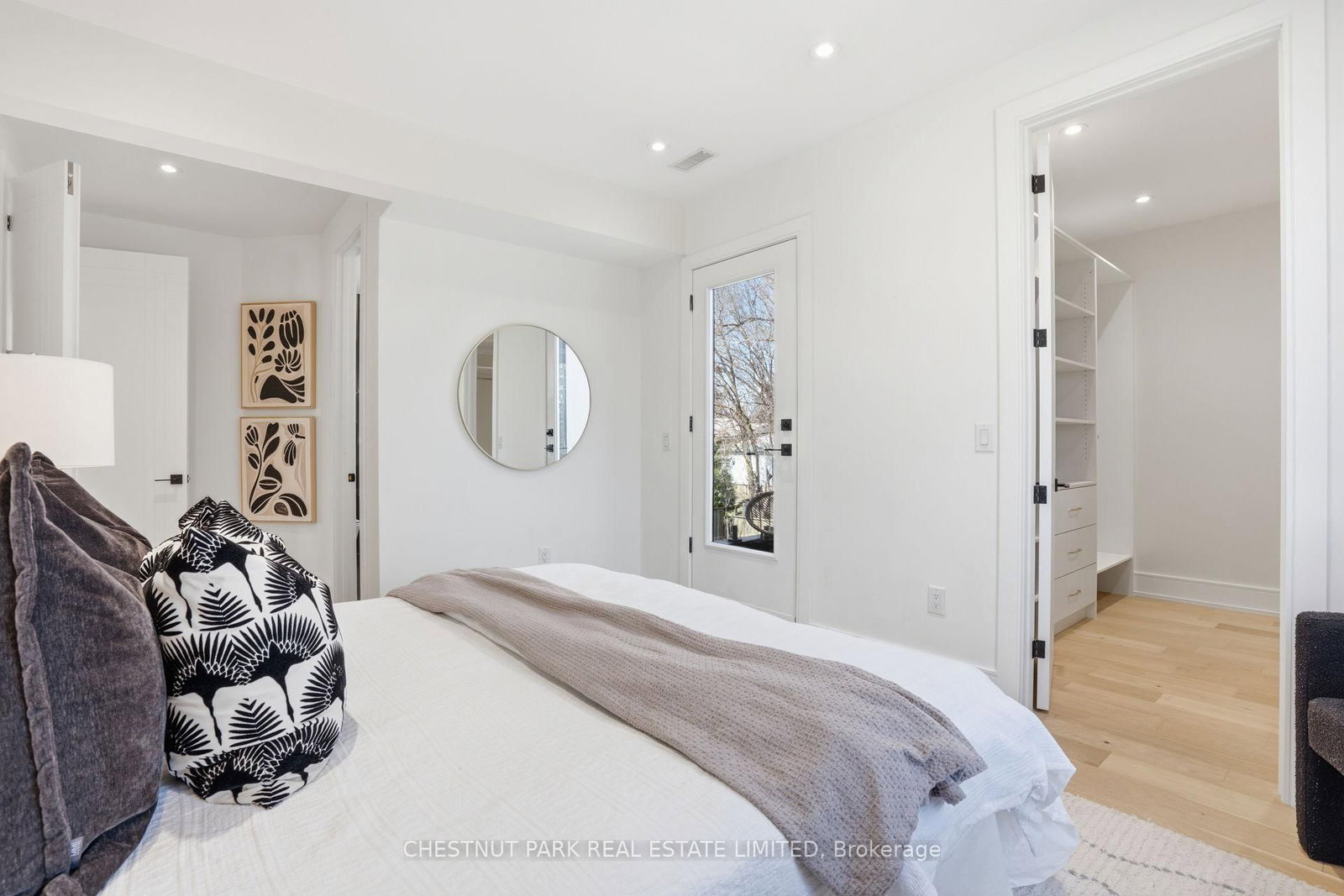 86 Edgecroft Road • Toronto, ON photo 25