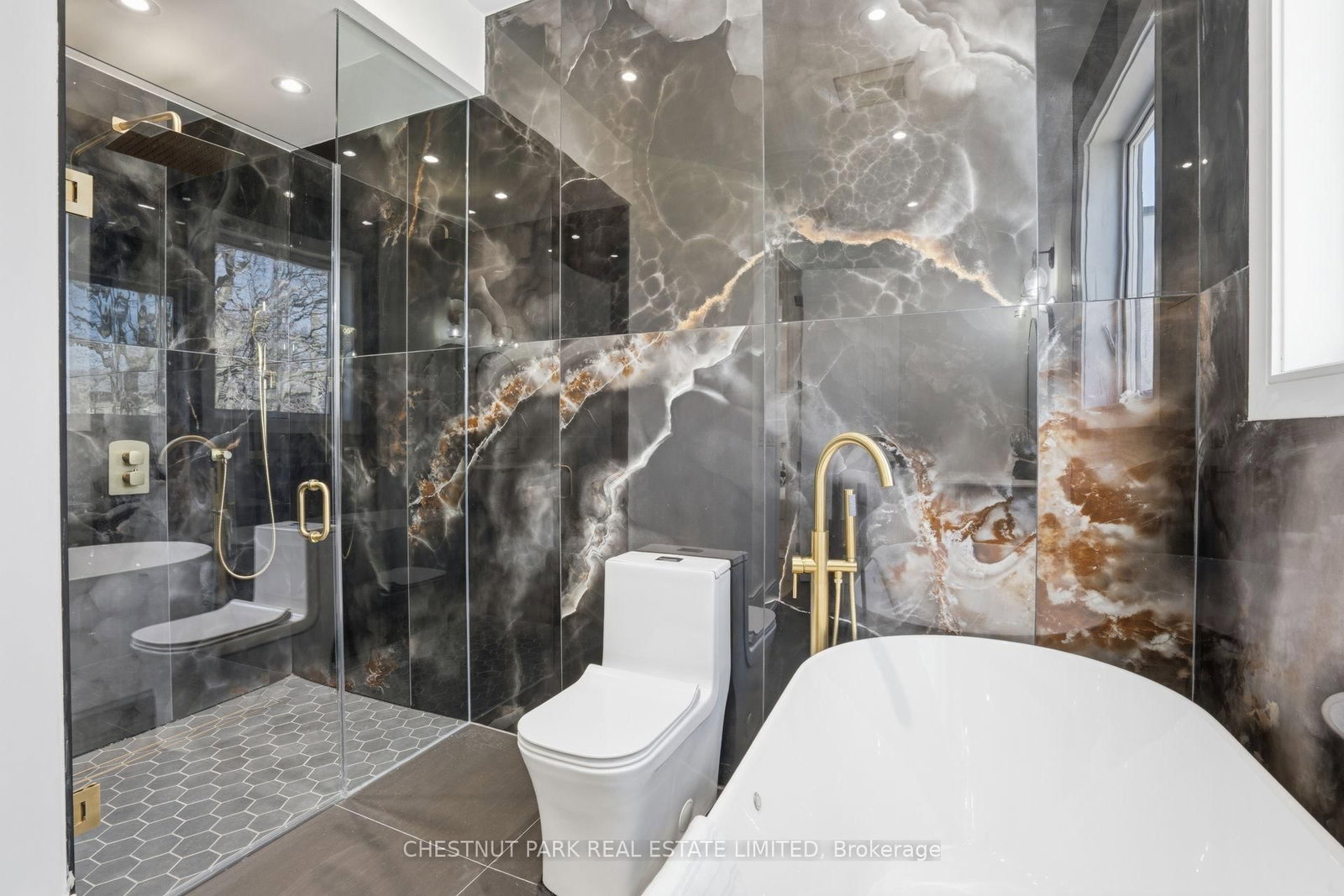 86 Edgecroft Road • Toronto, ON photo 30