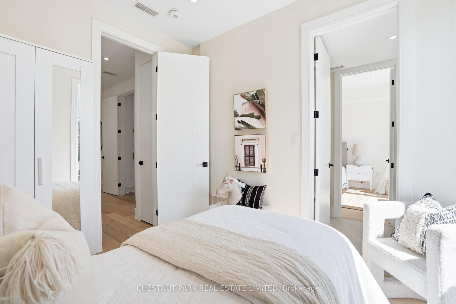 86 Edgecroft Road • Toronto, ON photo 34