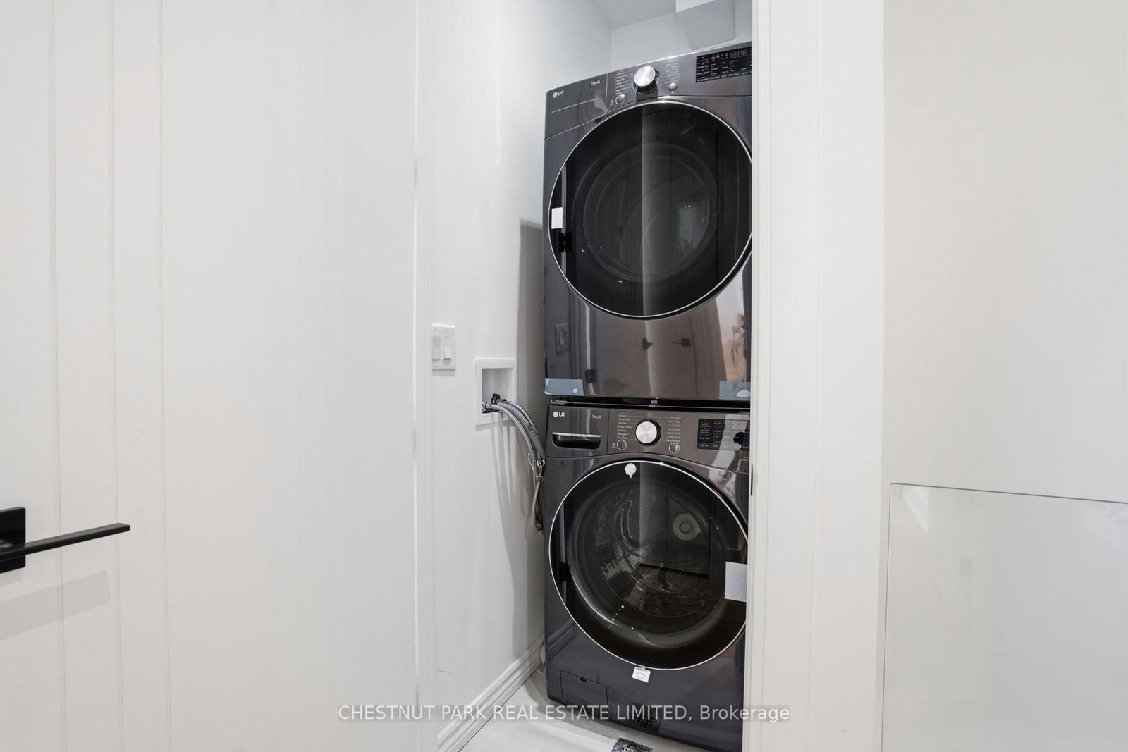 86 Edgecroft Road • Toronto, ON photo 44
