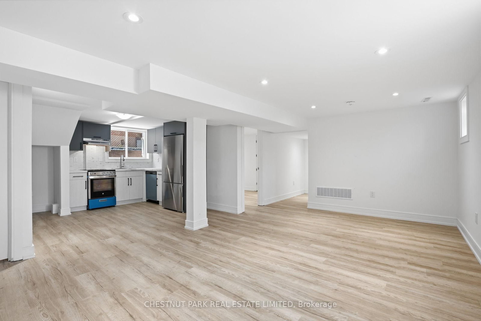 86 Edgecroft Road • Toronto, ON photo 45