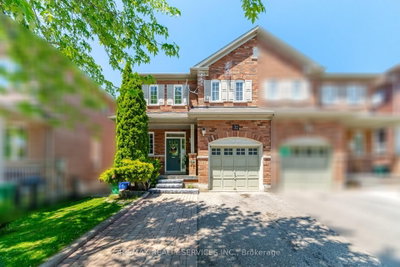 4-bed Semi-Detached · 32 Ashdale Rd