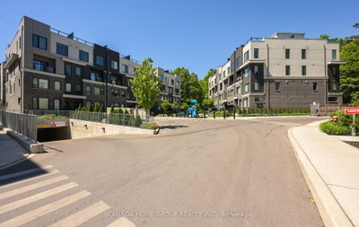 3-bed Townhouse, Condo · 3492 Widdicombe Way