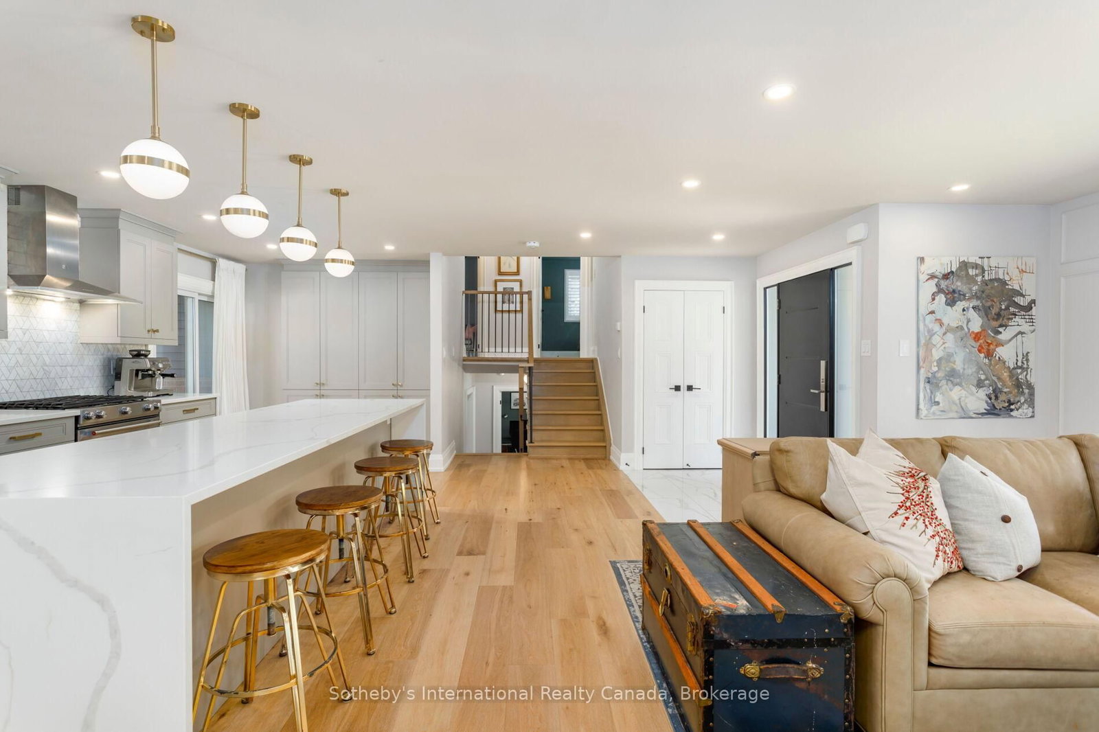 312 Pinegrove Road • Oakville, ON photo 18