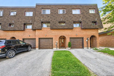 3-bed Townhouse, Condo · 96 Darras Crt