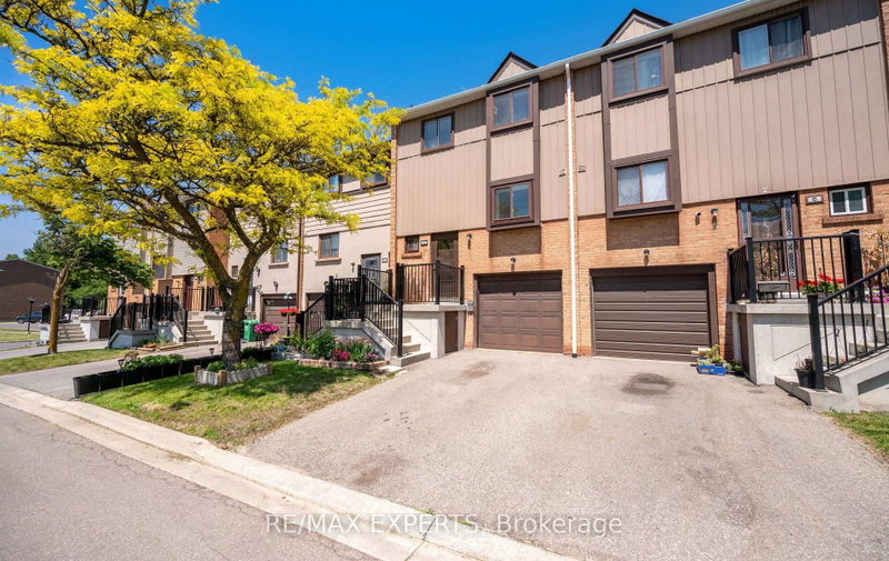 5 Moregate Crescent