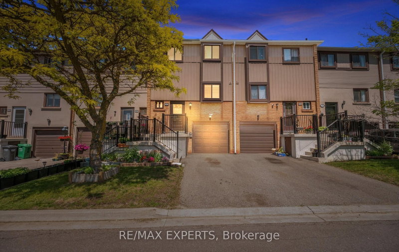 5 Moregate Crescent