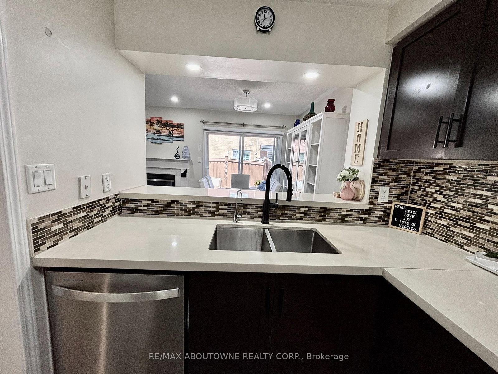 36 Van Fleet Terrace • Milton, ON photo 16