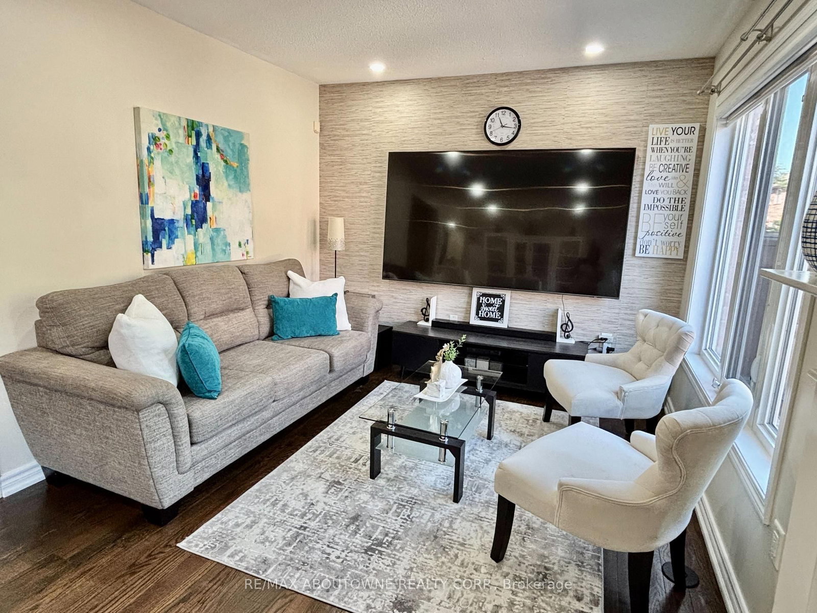 36 Van Fleet Terrace • Milton, ON photo 8
