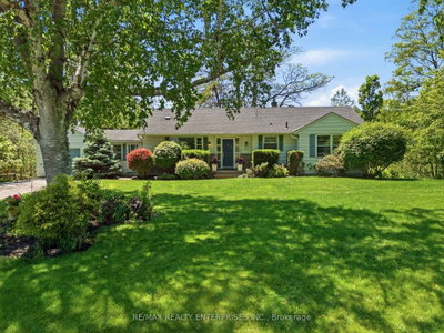 3-bed Detached House · 366 Winston Churchill Blvd