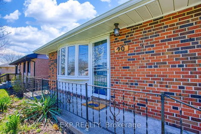 90 Prince Charles Drive — photo 4