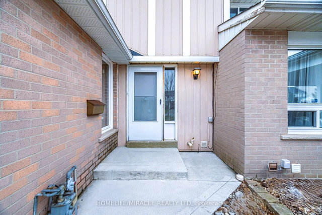62 Elmvale Avenue