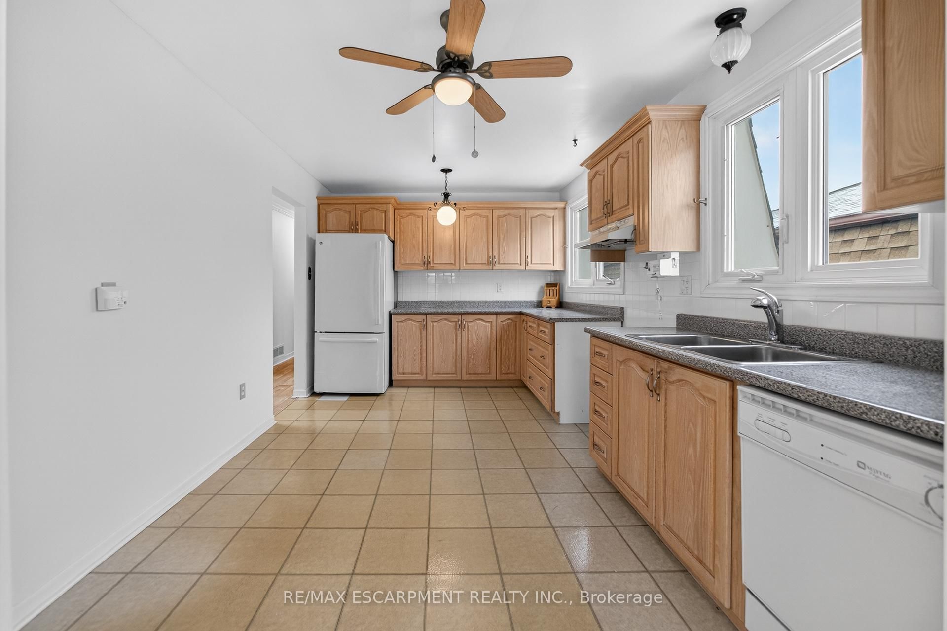 305 Pinegrove Road