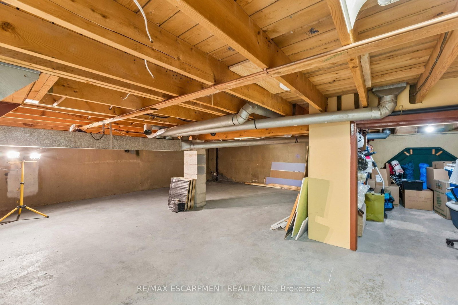 Listing Image 41