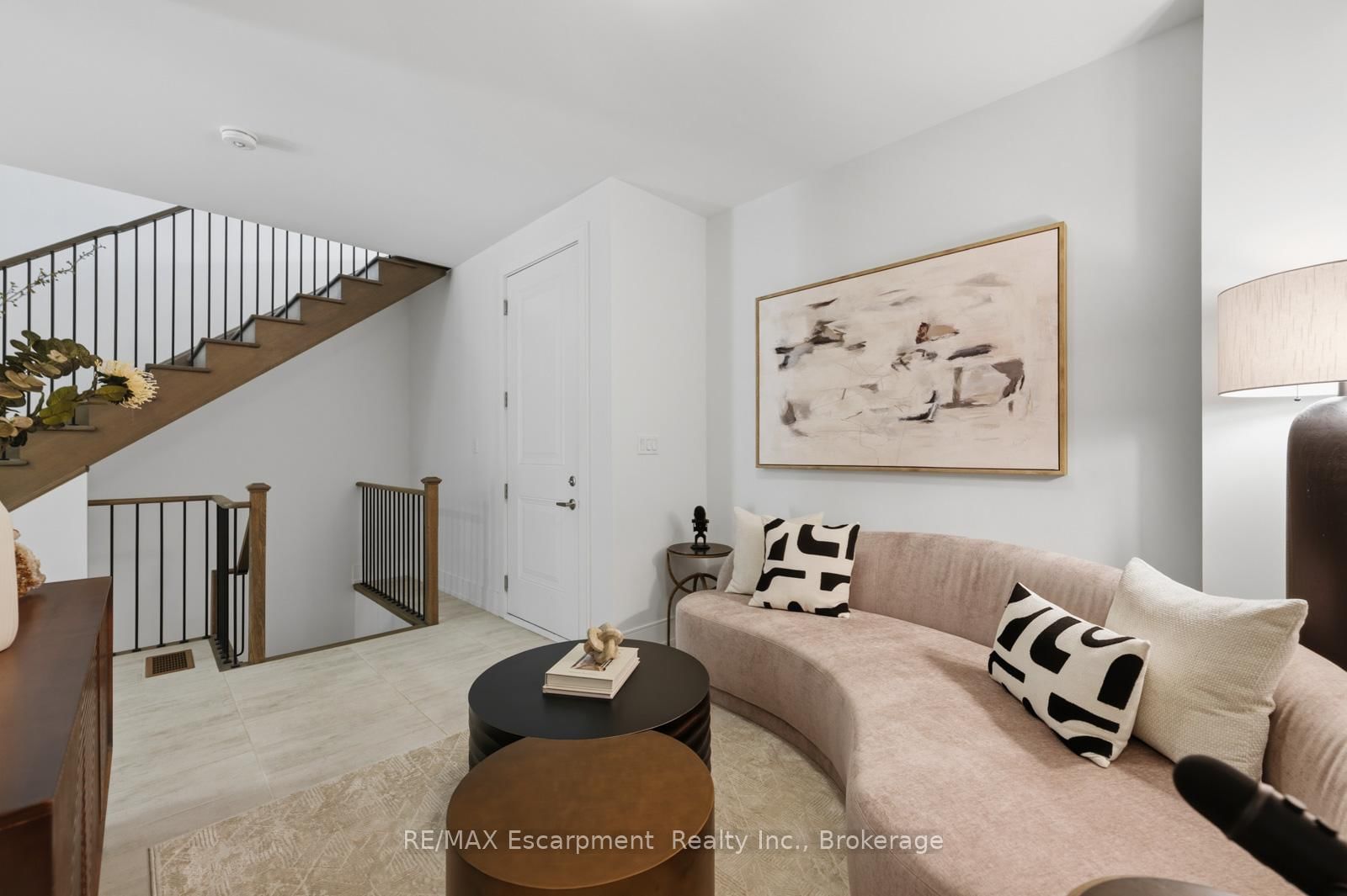 2280 Sovereign Street • Oakville, ON photo 10