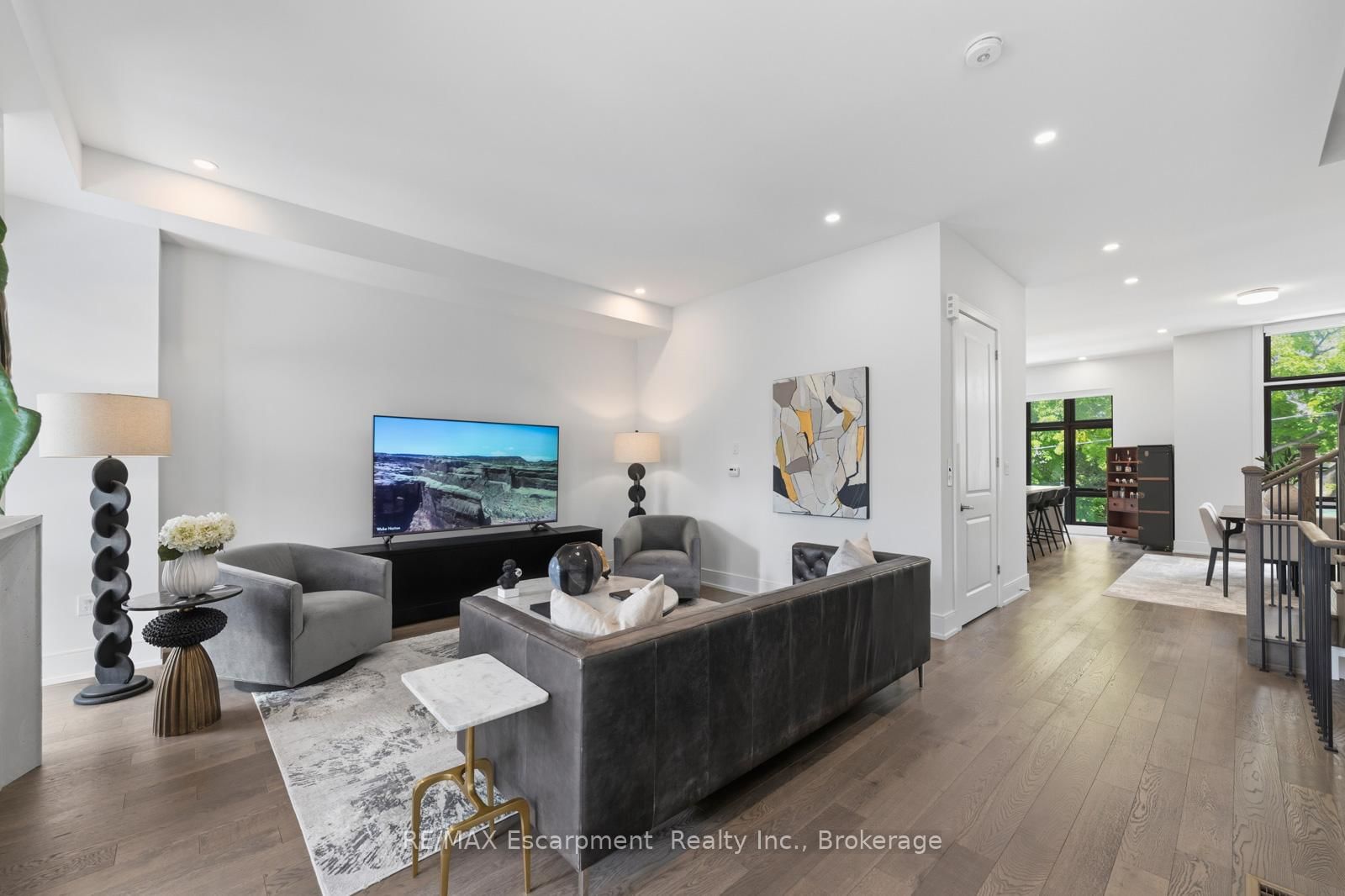 2280 Sovereign Street • Oakville, ON photo 14