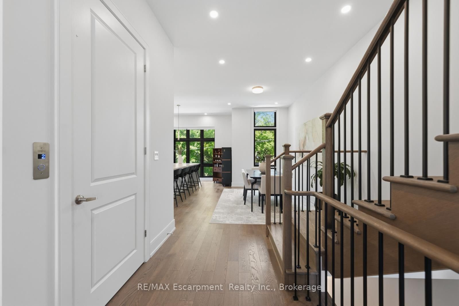 2280 Sovereign Street • Oakville, ON photo 17