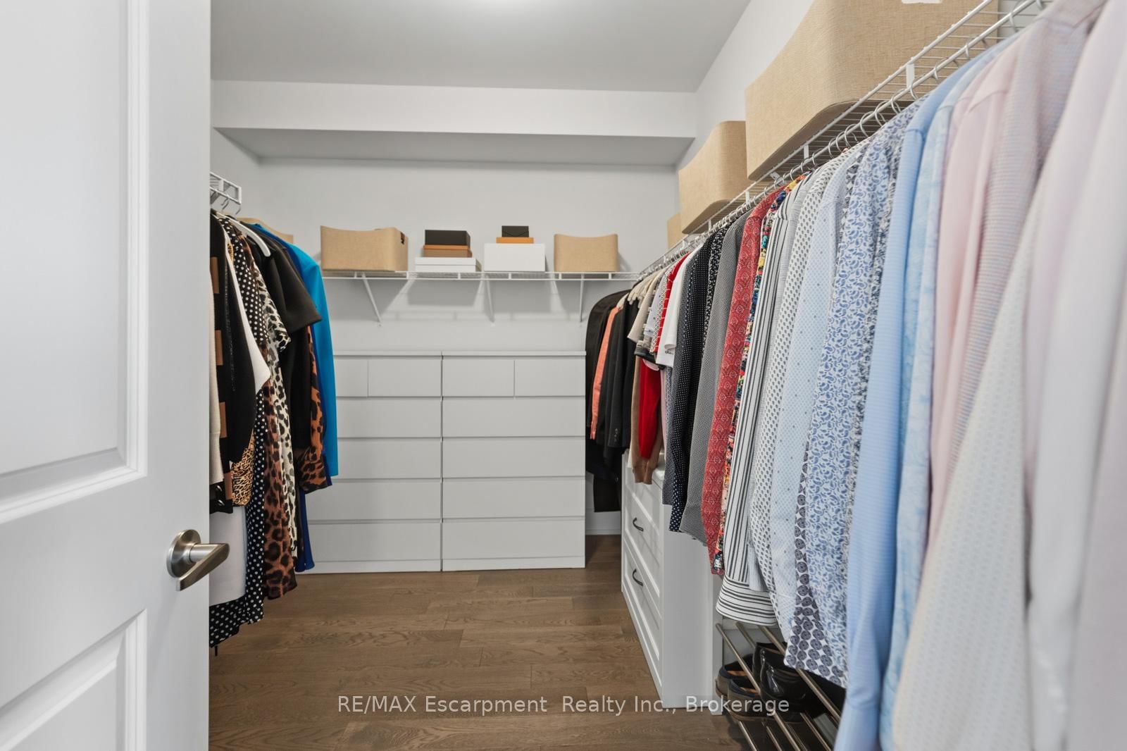 2280 Sovereign Street • Oakville, ON photo 36
