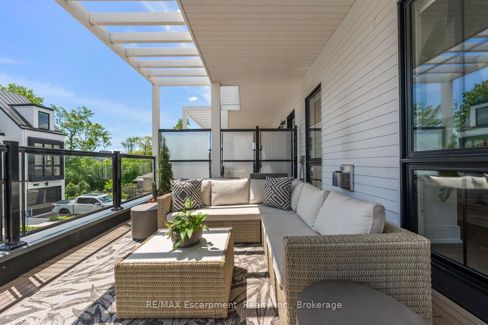 2280 Sovereign Street • Oakville, ON photo 44
