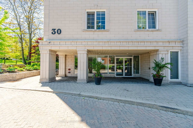 PH403 - 30 Anglesey Boulevard