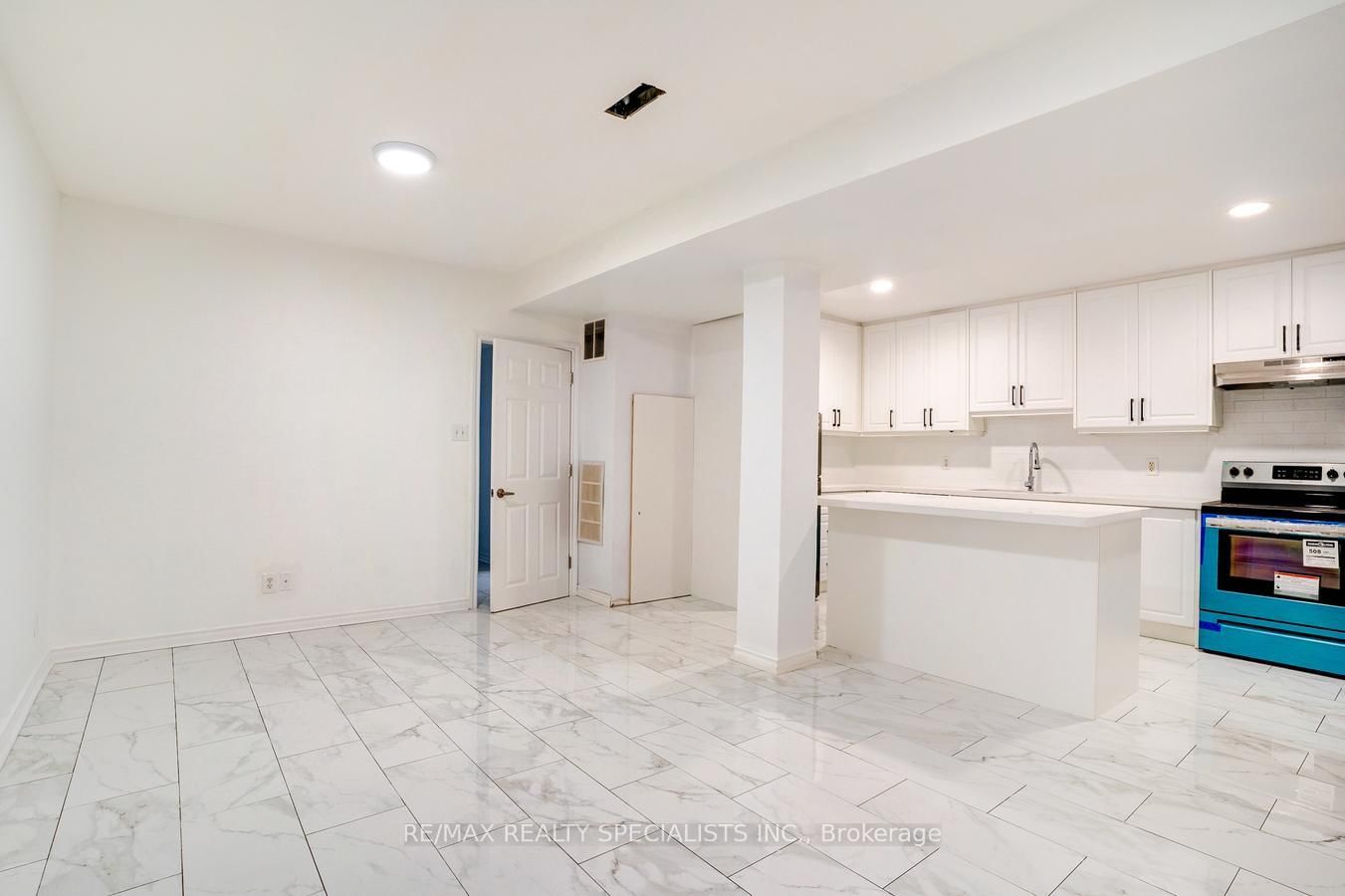 1-4 Garrow Avenue, Toronto, ON, photo 5