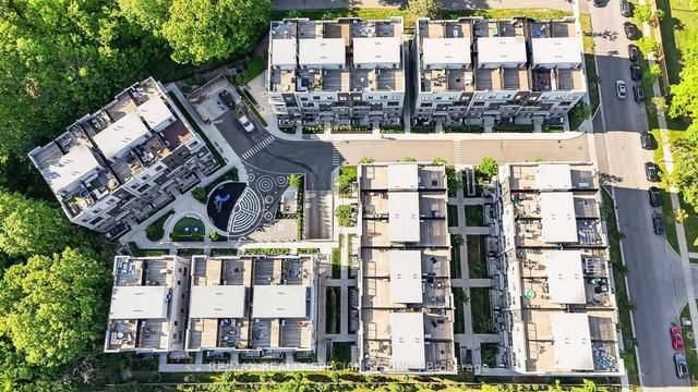 28 - 3472 Widdicombe Way
