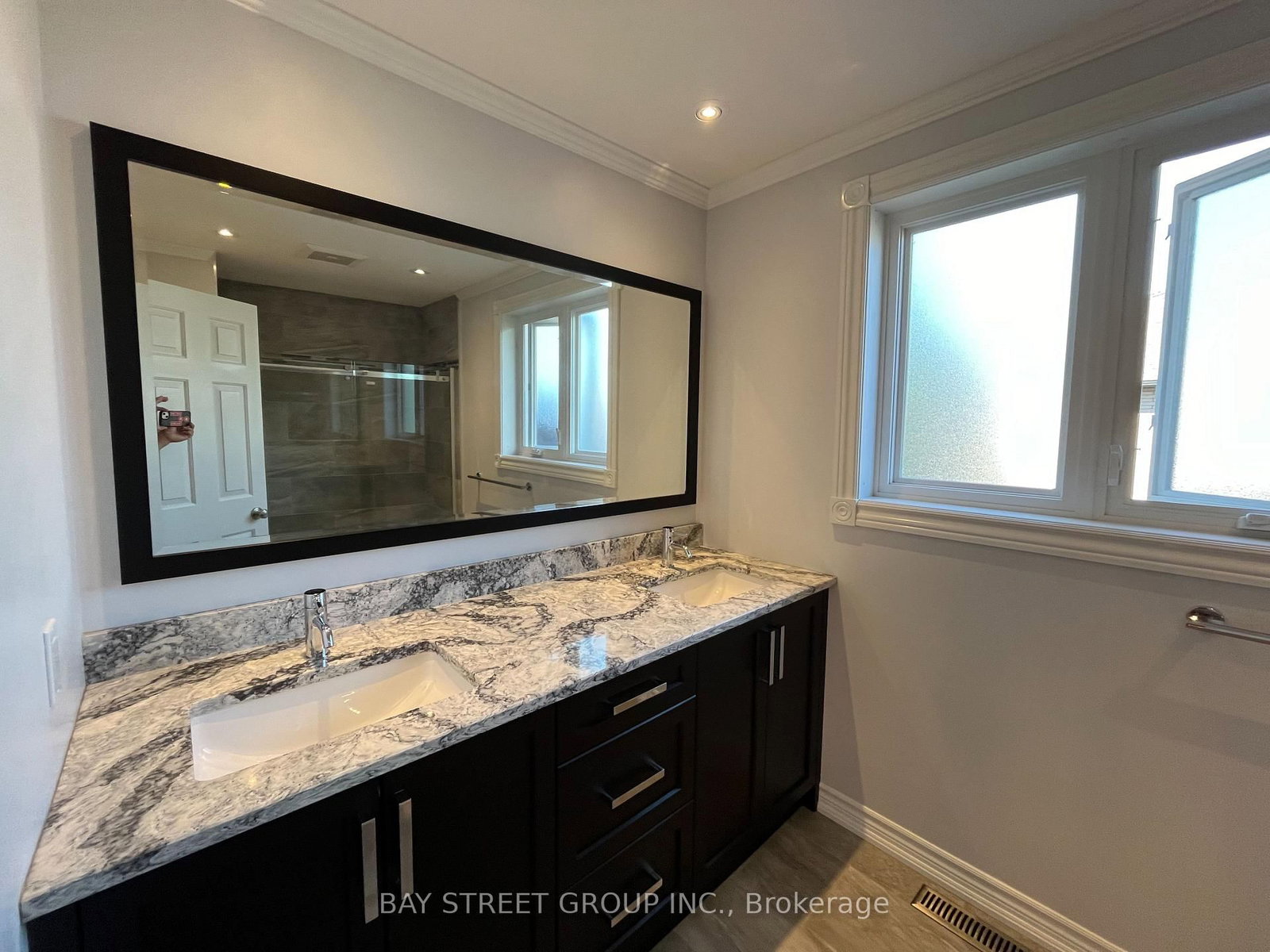 1035 Masters Oakville,ON L6M 2N8 — Photo 31