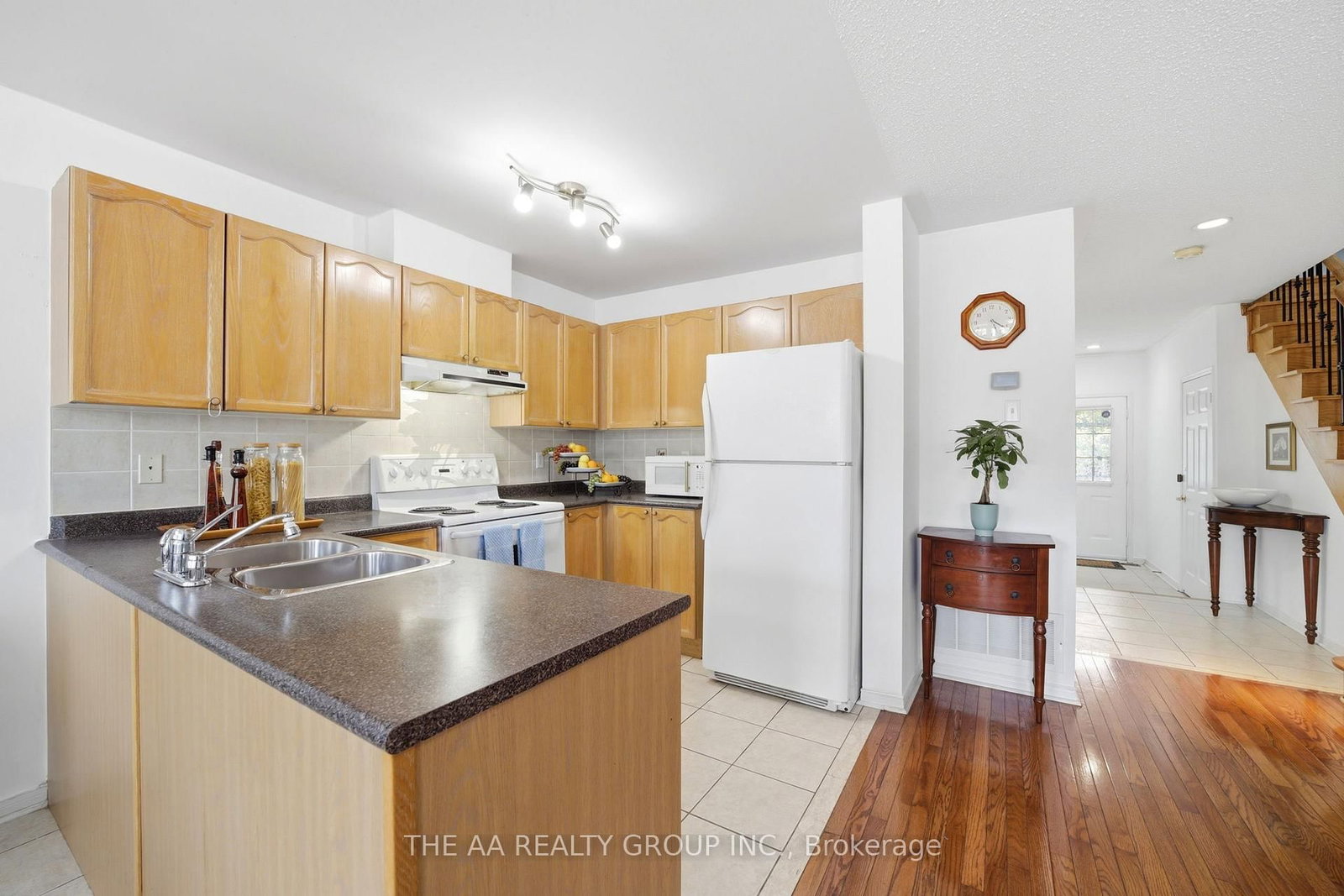 93 San Gabriele Place • Toronto, ON photo 14