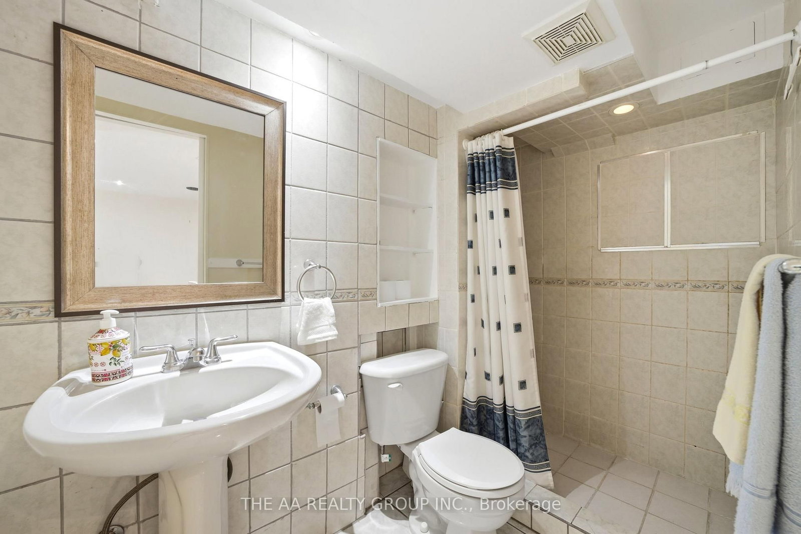 93 San Gabriele Place • Toronto, ON photo 36