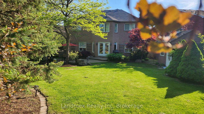 5423 Planter's Wood Court