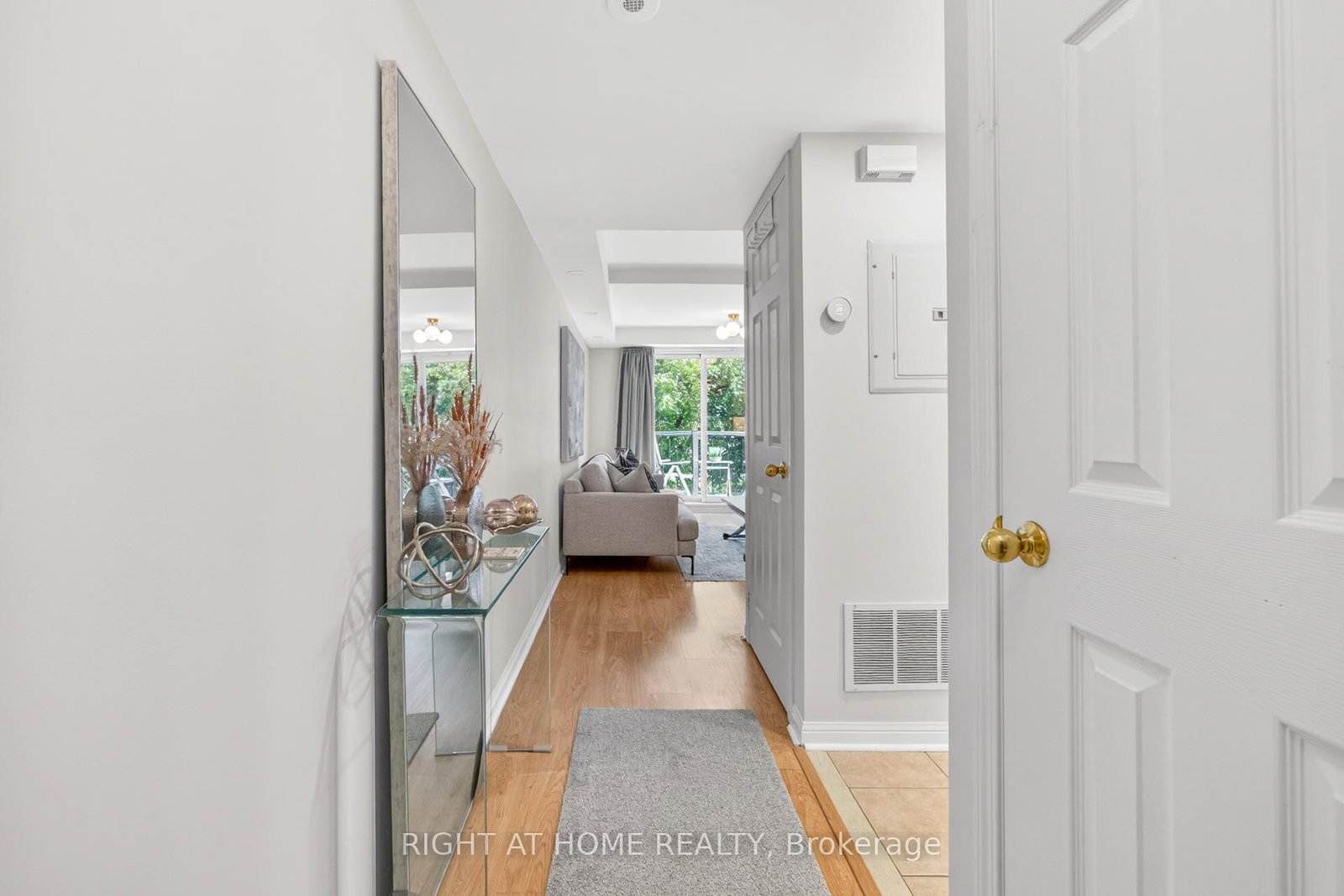 105 George Appleton Way • #2151 • Toronto, ON photo 6