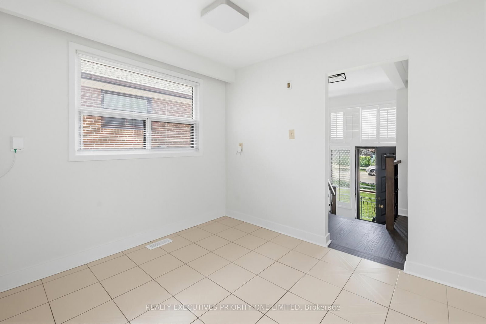 55 Picaro Drive • Toronto, ON photo 17