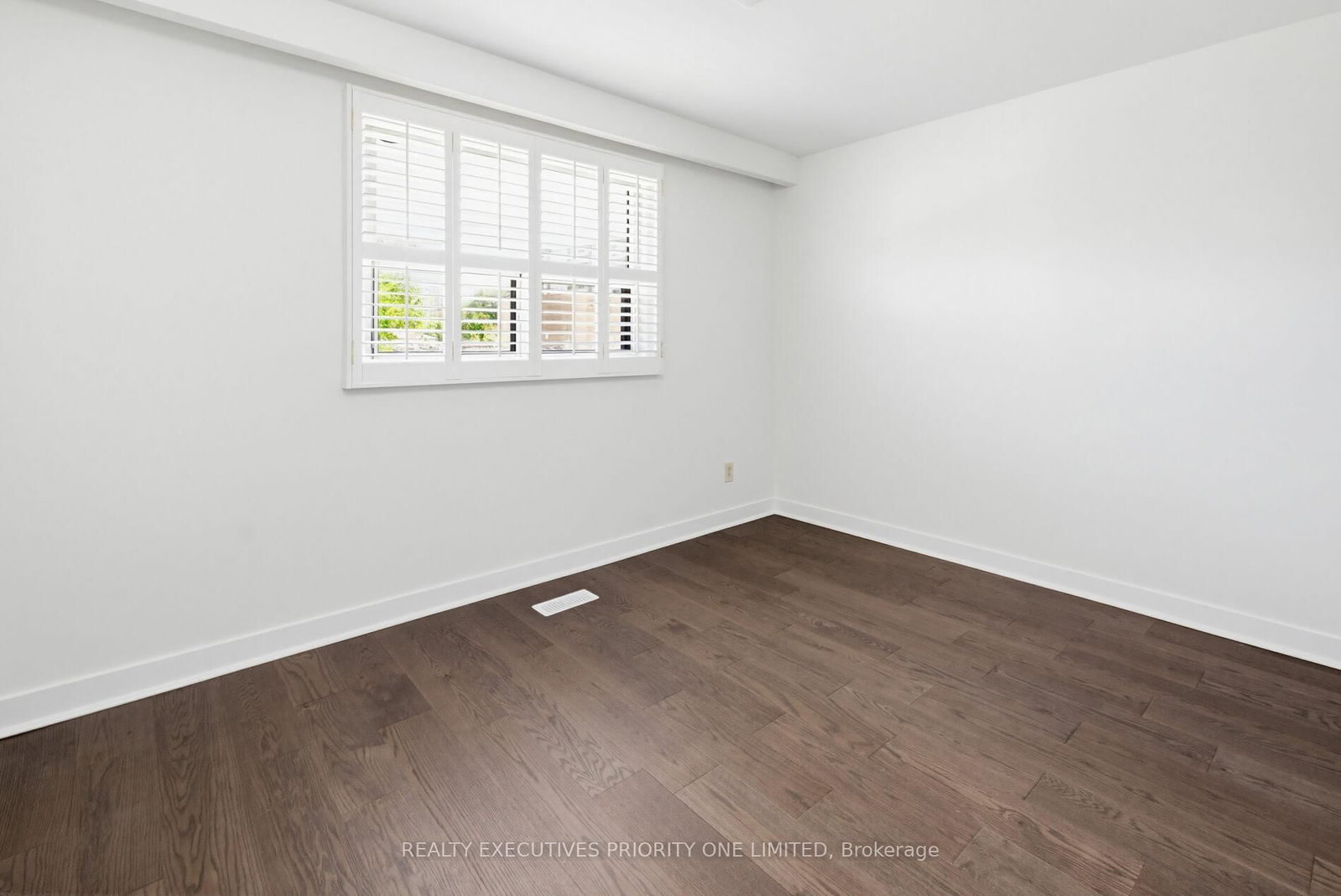 55 Picaro Drive • Toronto, ON photo 21