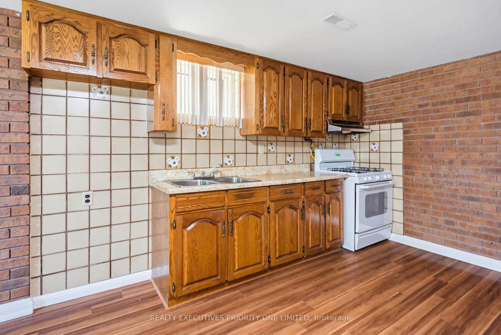 55 Picaro Drive • Toronto, ON photo 27