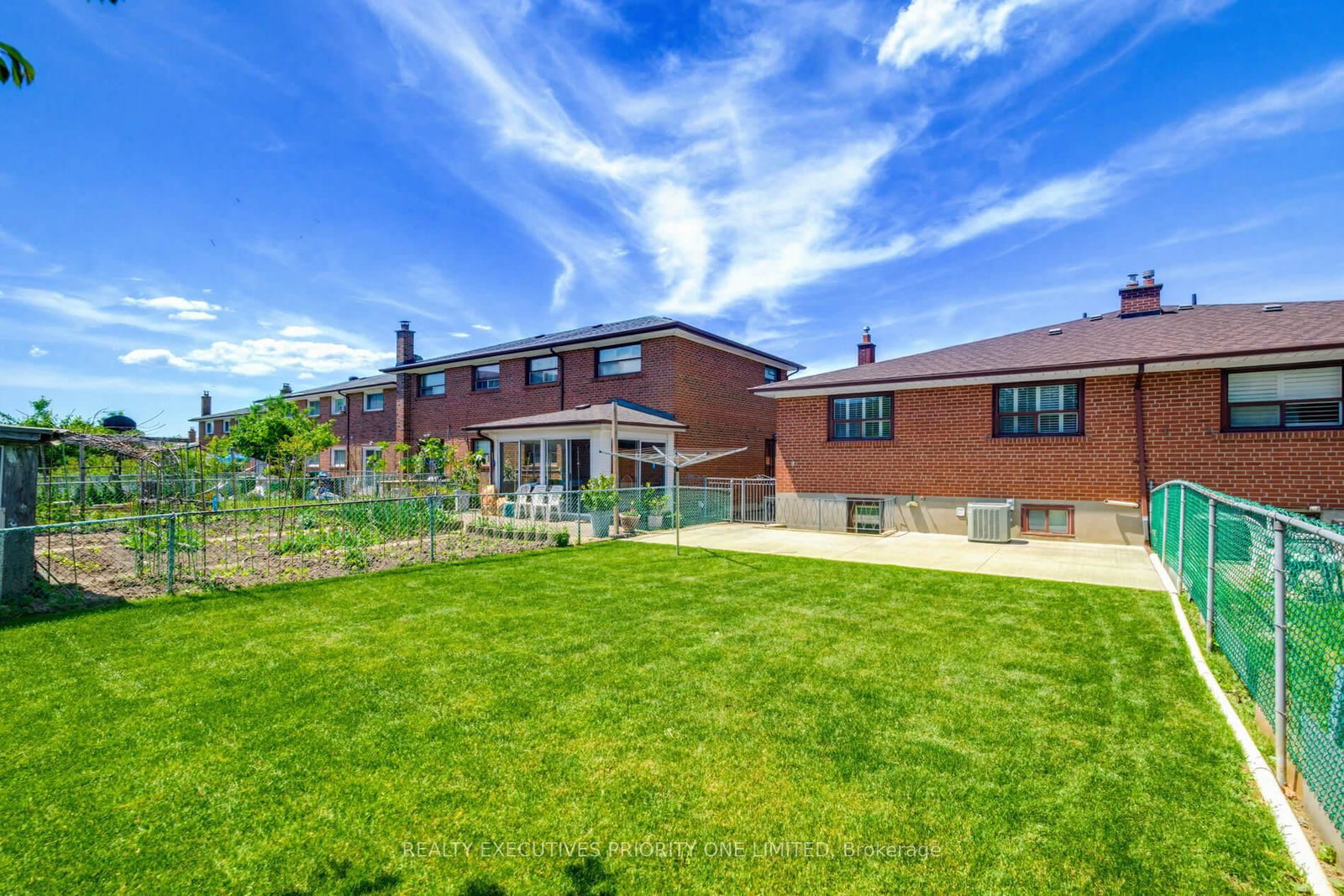 55 Picaro Drive • Toronto, ON photo 38