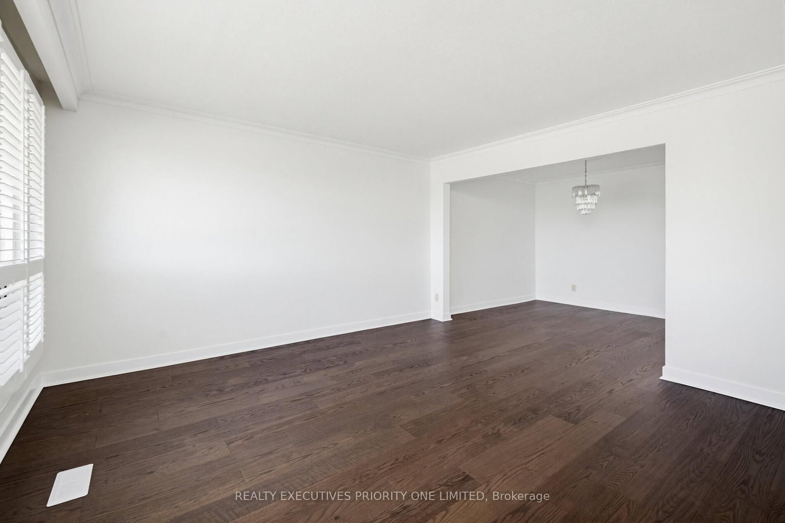 55 Picaro Drive • Toronto, ON photo 7