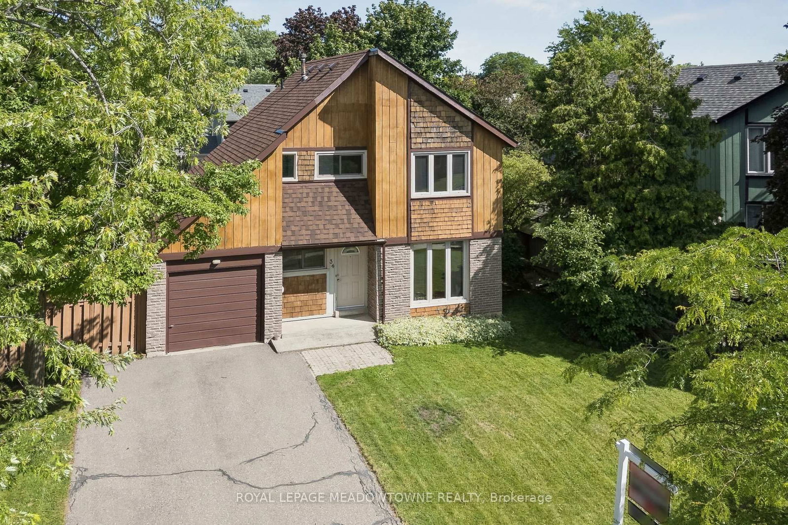 34 Plainsman Road • Mississauga, ON photo 1