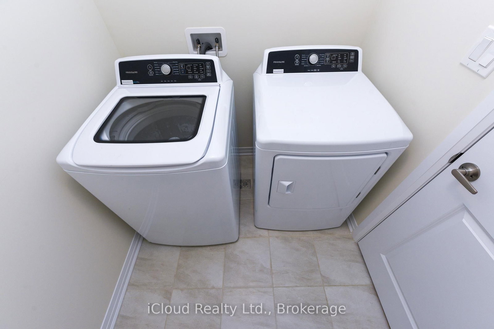 3523 Post Road - Photo 31