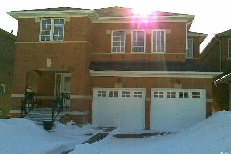 12 Linderwood Dr, Brampton, L7A1R7 | Image 2